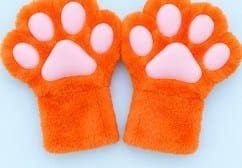 Paws color naranja.